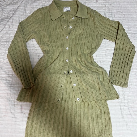 Sabo Skirt Light Green Ribbed Sweater Set - Picture 4 of 8